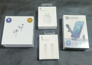 Apple 4 in 1 Combo Offer