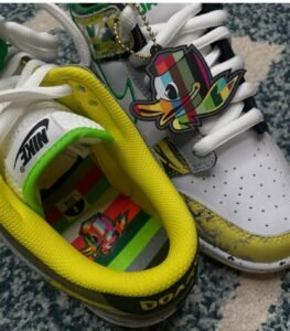 Nike SB Dunk What The Duck