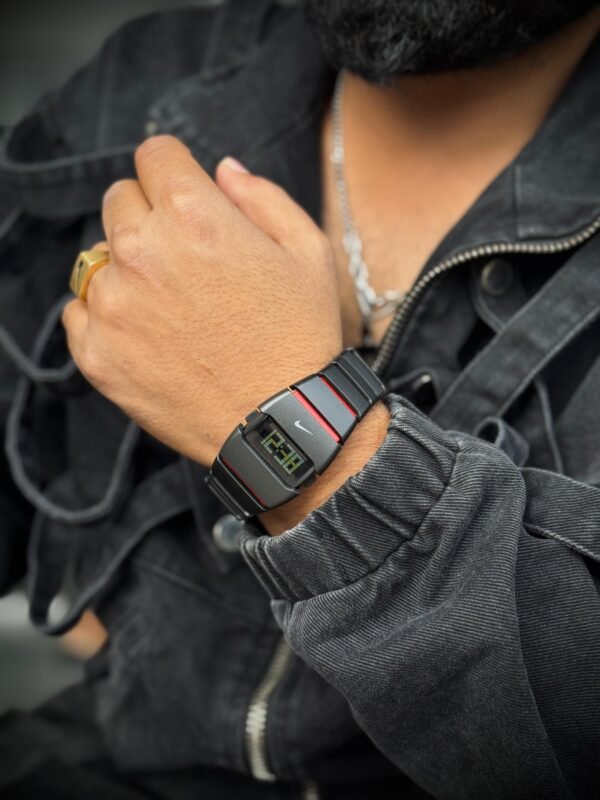 Nike Watch For Men Digital - Image 4