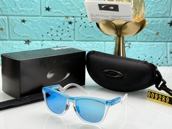 Oakley Men's Frogskins Hybrid Sunglasses