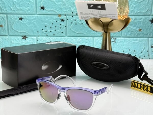 Oakley Men's Frogskins Hybrid Sunglasses