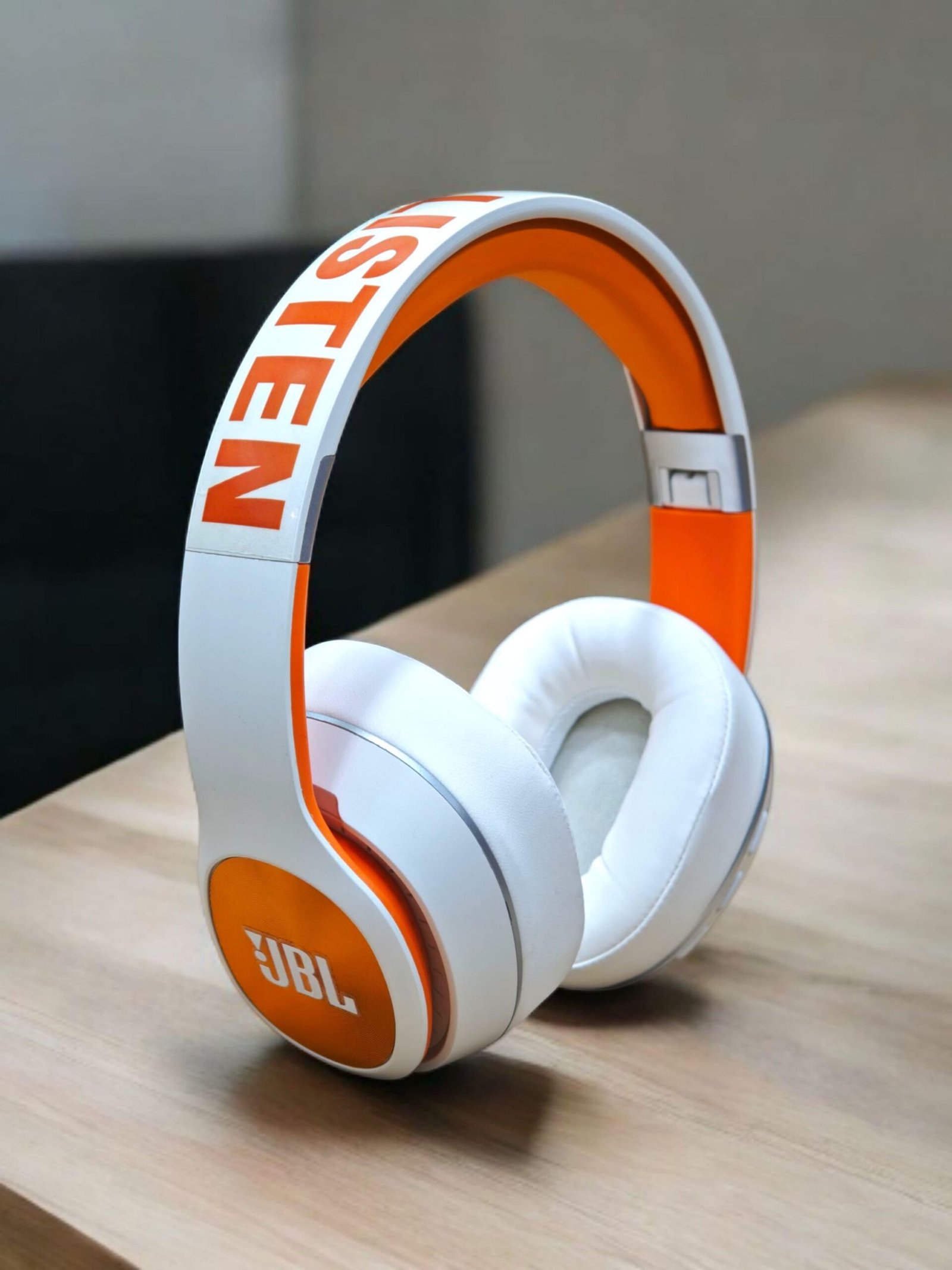 JBL Live 999 Headphone
