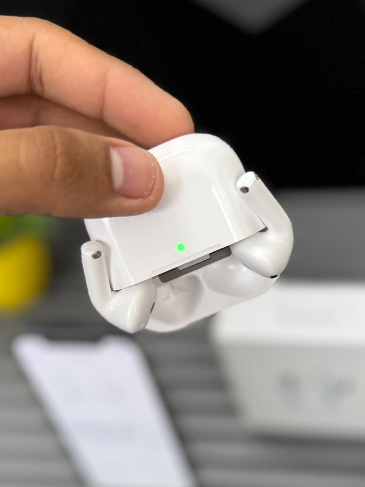Apple Airpods 4 Clone With ANC - Image 4