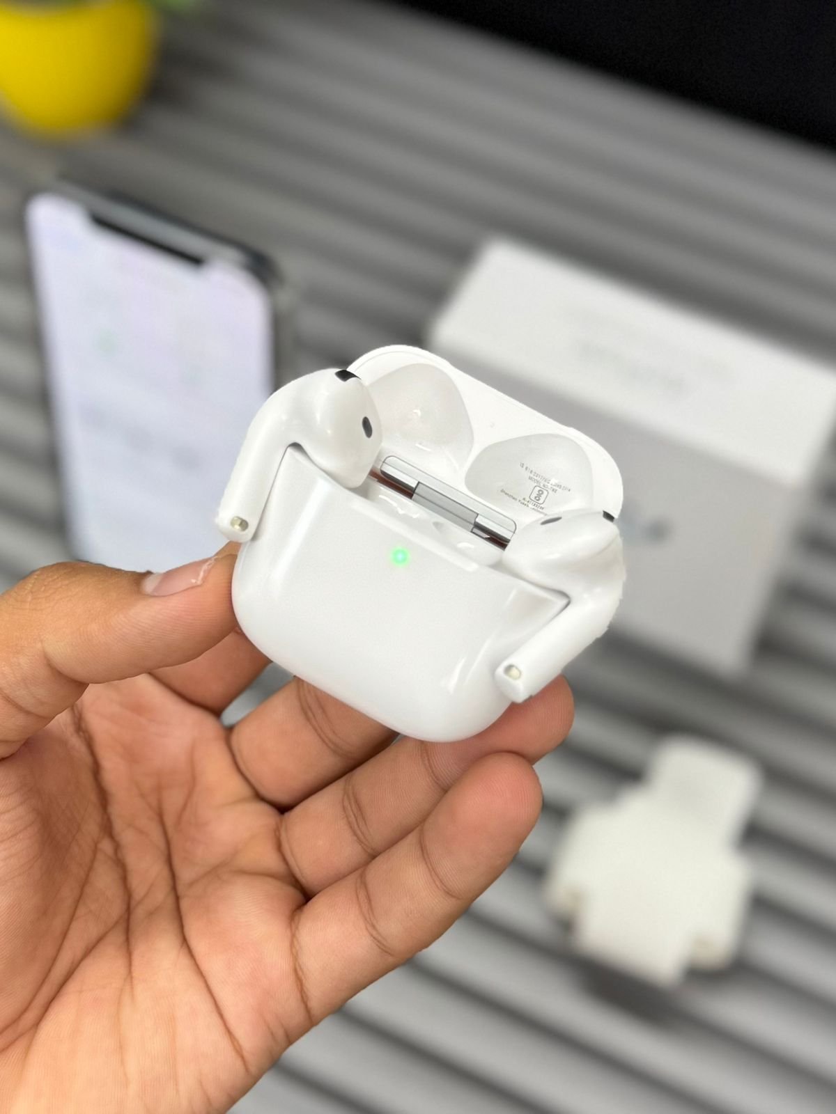 Apple Airpods 4 Clone With ANC - Image 3