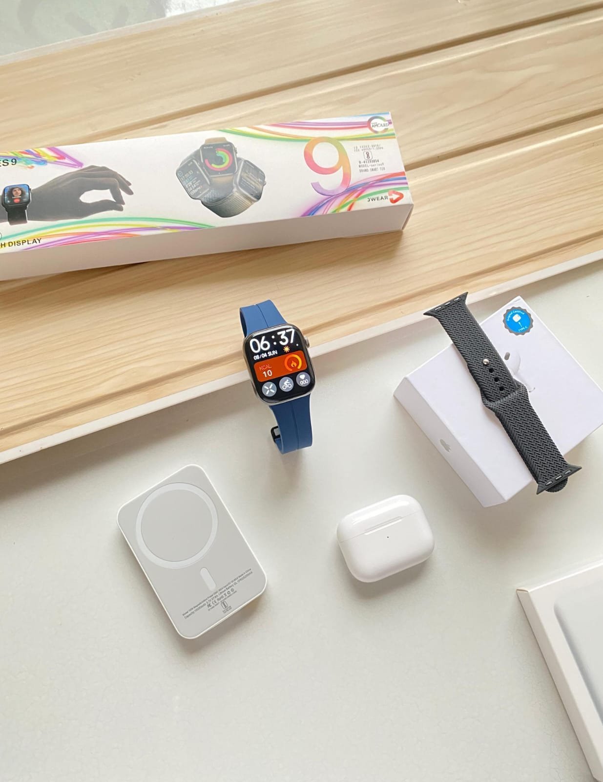 Apple Watch Series 11 4 in 1 Combo - Image 6